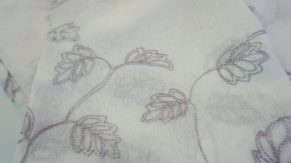 Coppia Tende Tendaggio con Occhielli Bianca Ricami MOD. 2LOC1BELGE
