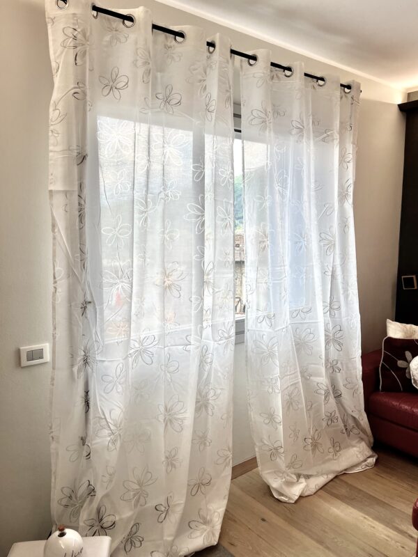 Coppia Tende Tendaggio con Occhielli Tessuto velato fiorato rosa MOD. 3LOC6BOIKOT