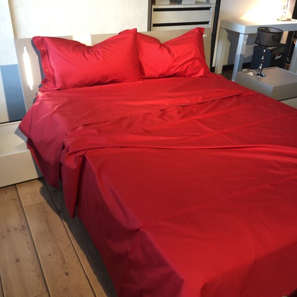 Completo Lenzuola per letto 100% puro Cotone made in Italy matrimoniale tinta unita Rosso