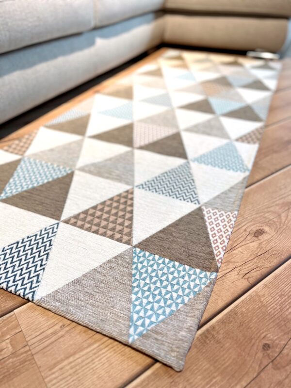 Tappeto e passatoia ciniglia lavabile antiscivolo Triangoli Beige