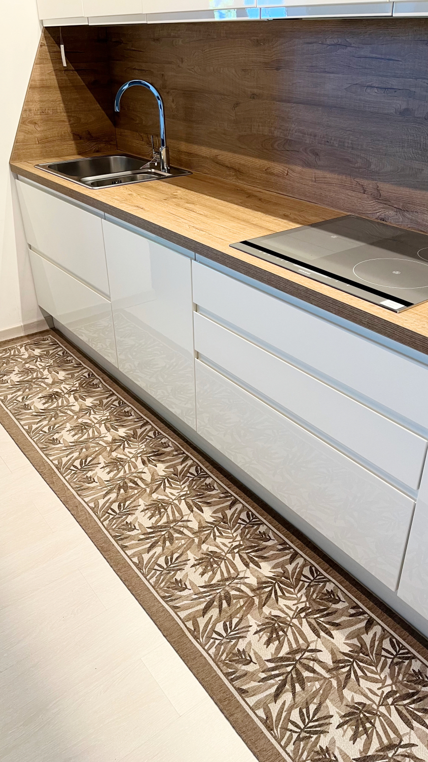 Tappeto ciniglia lavabile antiscivolo Atene Nero Oro Tappeto ciniglia lavabile antiscivolo Atene Nero Oro