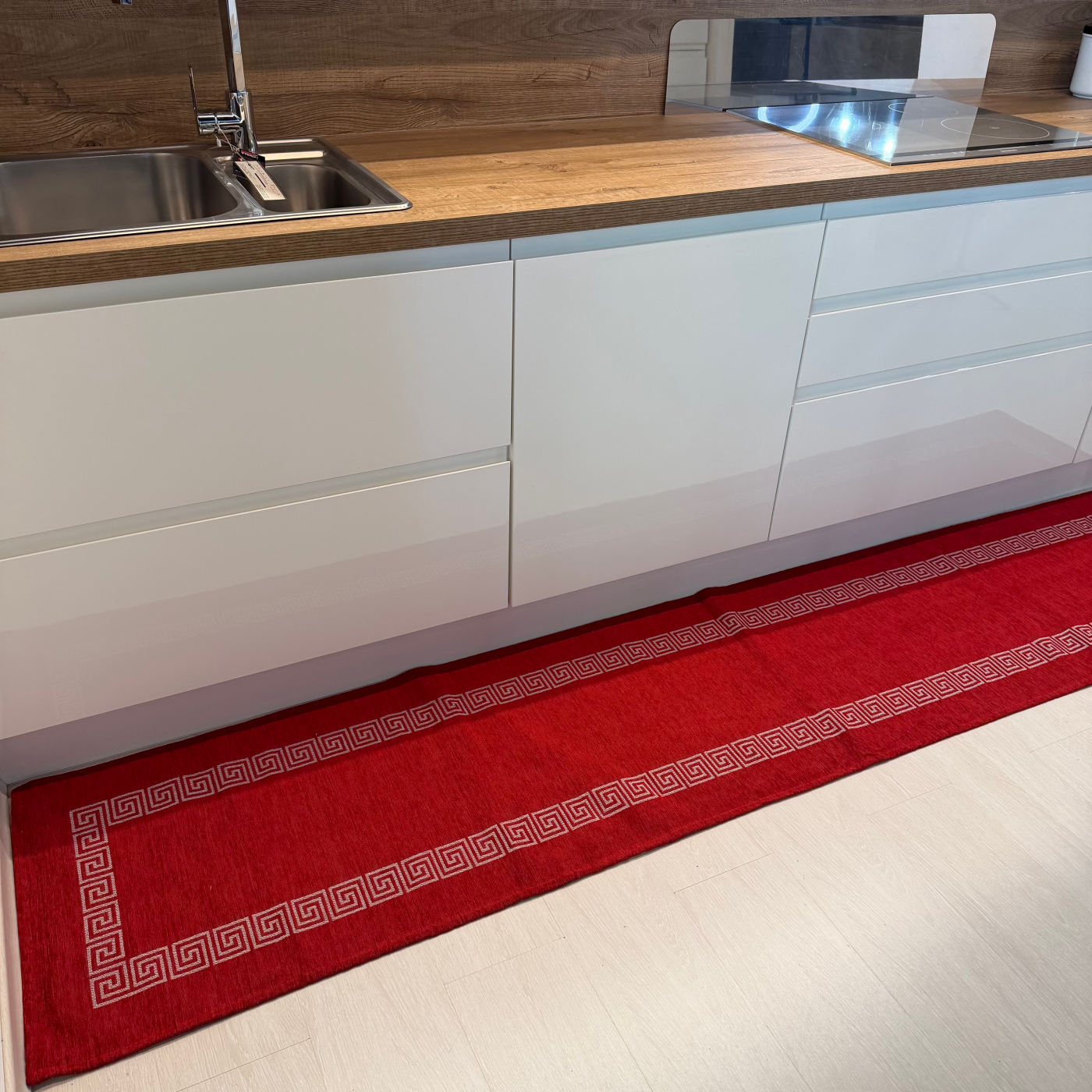Tappeto passatoia ciniglia lavabile antiscivolo Cipro Rosso Tappeto passatoia ciniglia lavabile antiscivolo Cipro Rosso