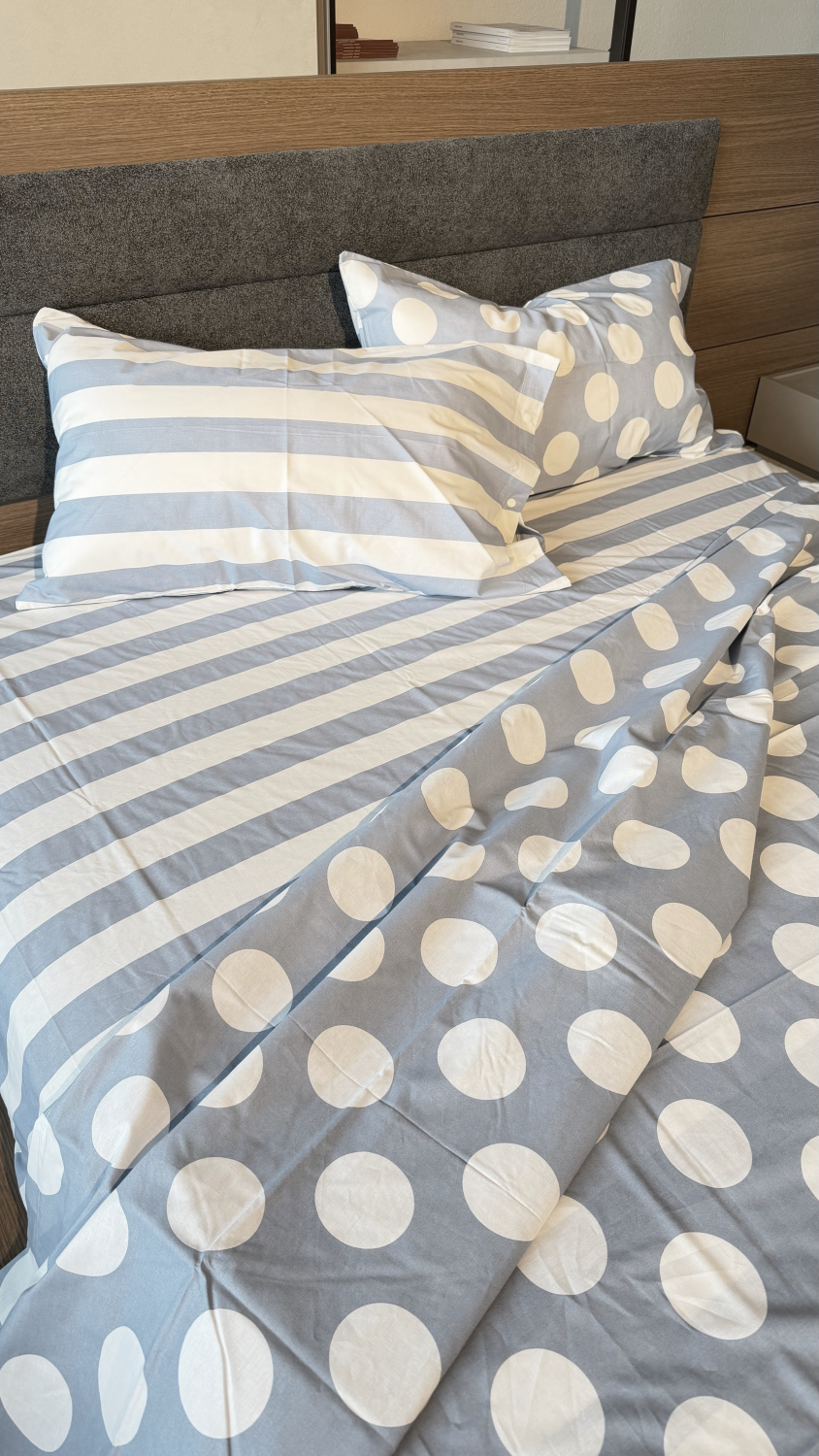 Completo Lenzuola per letto 100% puro Cotone made in Italy matrimoniale POIS E RIGHE AZZURRO Completo Lenzuola per letto 100% puro Cotone made in Italy matrimoniale POIS E RIGHE AZZURRO