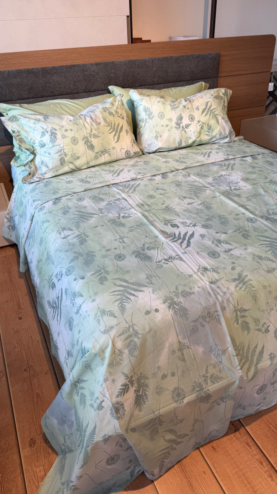 Completo Lenzuola per letto 100% puro Cotone made in Italy matrimoniale Soffione verde Completo Lenzuola per letto 100% puro Cotone made in Italy matrimoniale Soffione verde